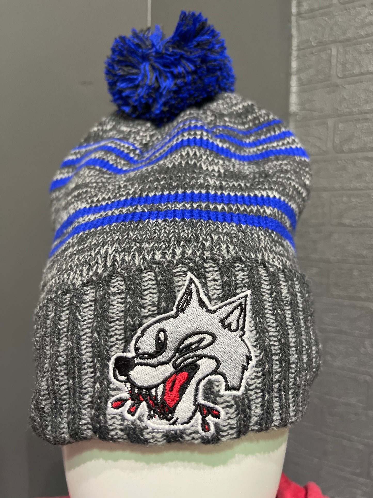 Wolves Grey/Royal Striped Toque