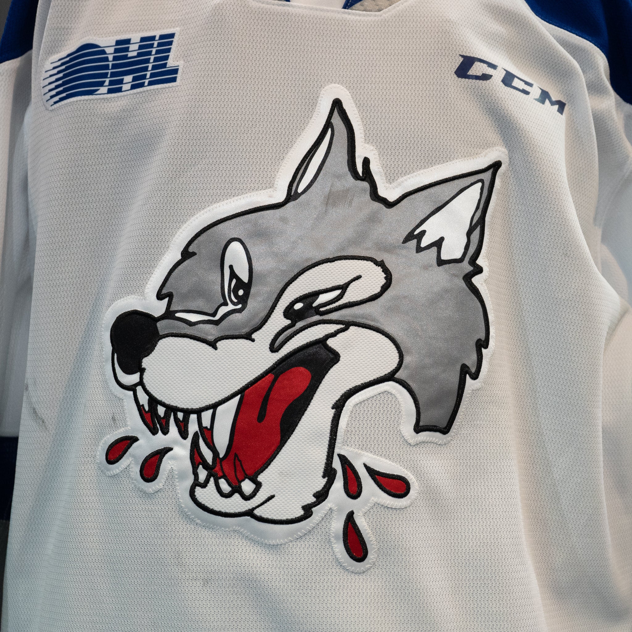 Wolves white hot sale jersey